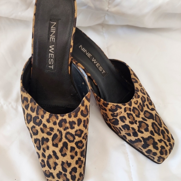 Nine West leopard mule - Picture 2 of 4